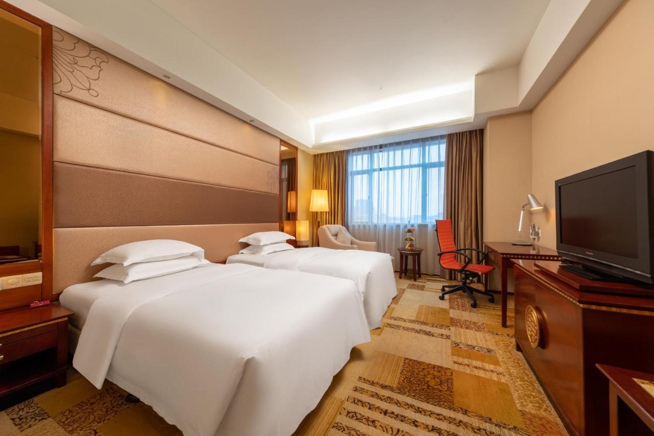 Crowne Plaza Foshan By Ihg - Canton Fair Free Shuttle Bus Екстер'єр фото
