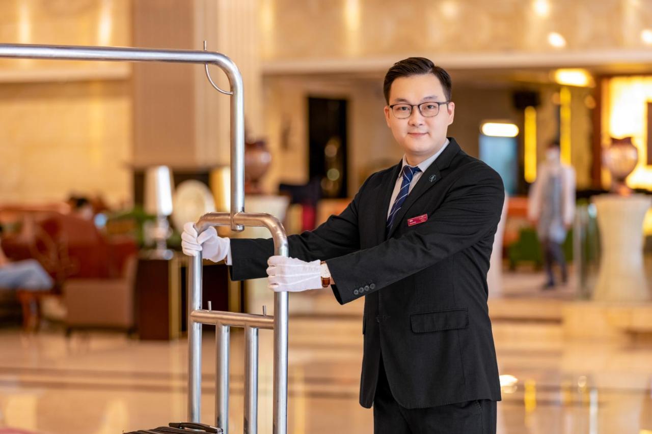 Crowne Plaza Foshan By Ihg - Canton Fair Free Shuttle Bus Екстер'єр фото